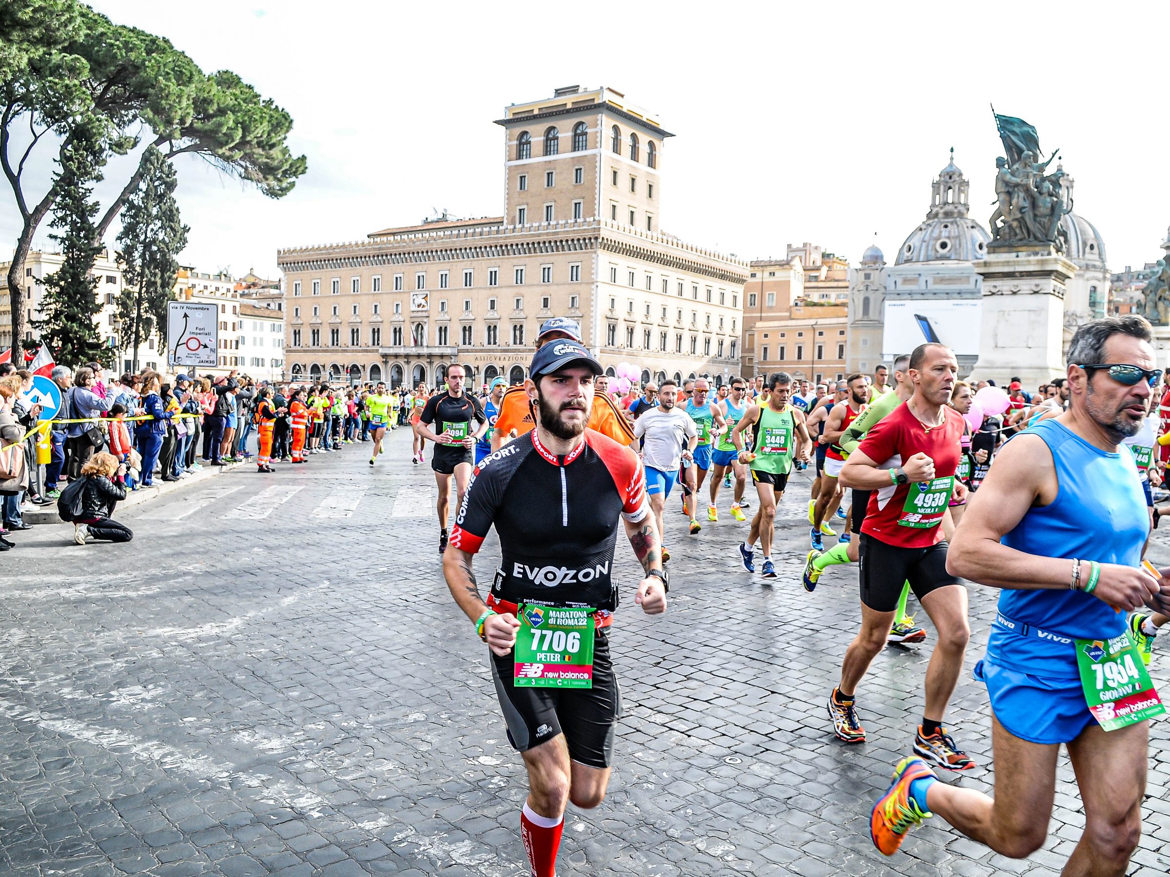 Péter Grezer alergând la maratonul din Roma